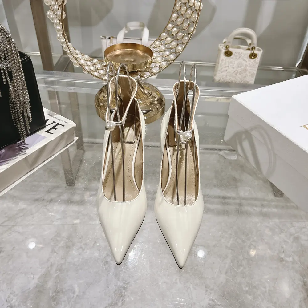 Dior 2024 Spring and Summer new Tribales series women’s shoes CD celebrity style fashion