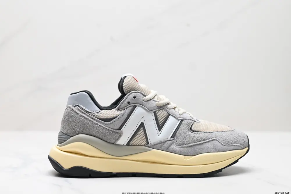 New Balance NB5740 series uses a variety of carefully selected high-quality materials to M5740CBC
