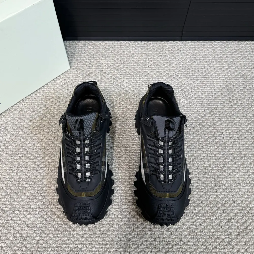 BURBERRY Men’s casual shoes | Union sneakers from the runway | Inlaid with a variety of