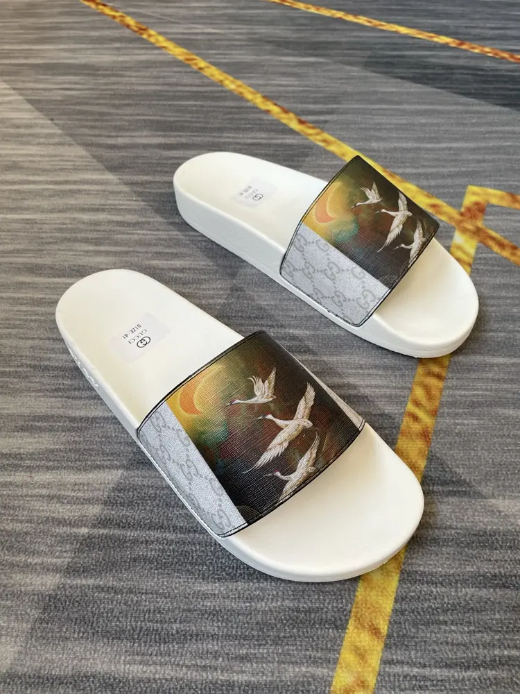 Gucci couple flip flops