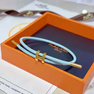 Hermès bracelet Bracelets are a real test of the craftsmanship of the craftsman. To ensure
