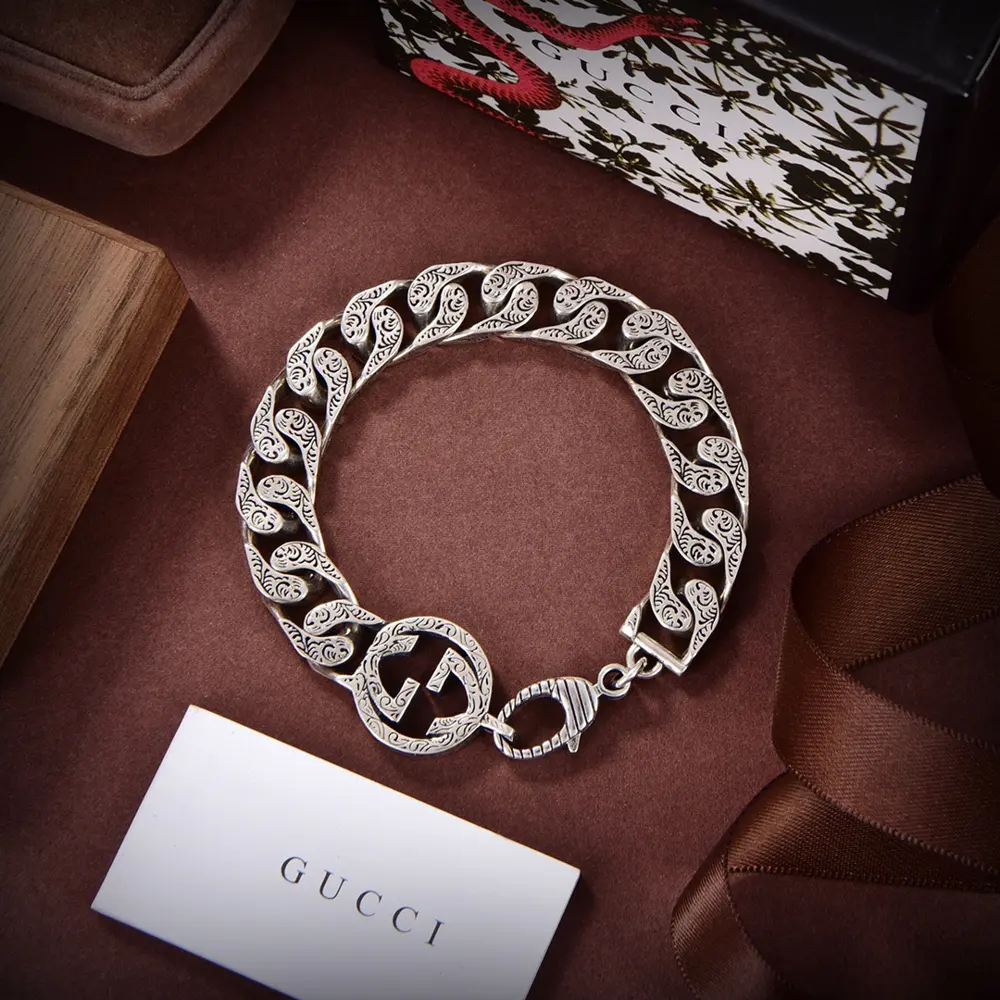 Gucci single ring bracelet