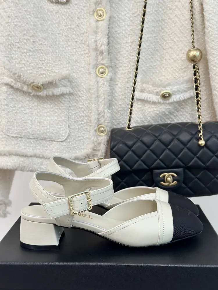Chanel color-blocked double C thick-heeled sandals
