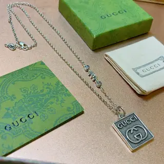 GucciThe latest Gucci necklace with a higher grade chain