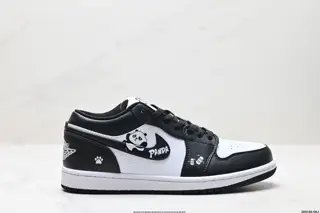 Nike Air Jordan 1 Low Sneakers HQ3437-101