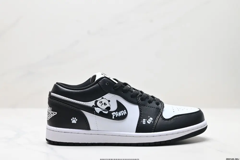 Nike Air Jordan 1 Low Sneakers HQ3437-101