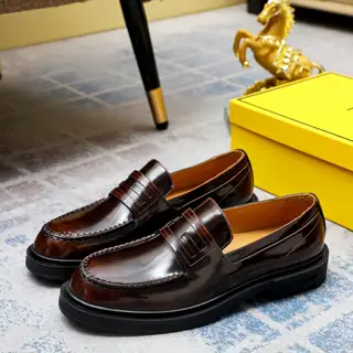 FENDI men’s formal leather shoes Classic series not to be missed The