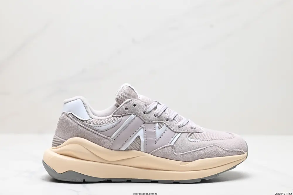 New Balance NB5740 series uses a variety of carefully selected high-quality materials to M5740CBC