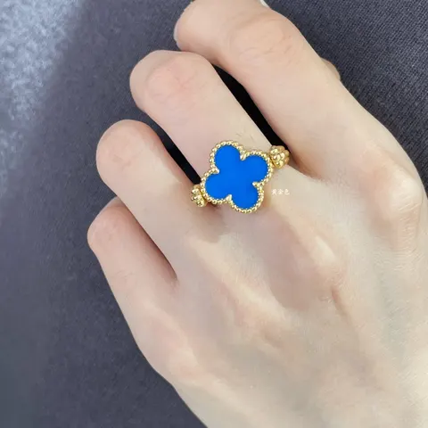 Van Cleef & Arpels Carved + Blue Agate Reversible Four-Leaf Clover Ring