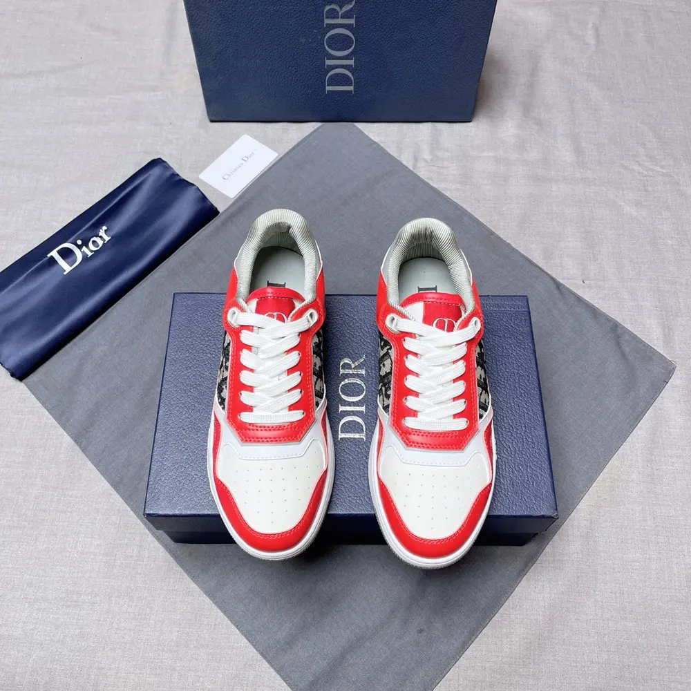 Dior New Products in the Gang Series [Continue Dior’s classic style