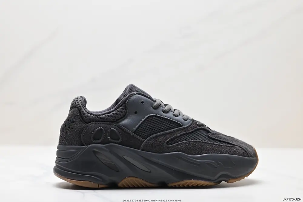 Adidas YEEZY 700V2 ‘Static’ Adidas Yeezy 700 second generation retro dad shoes FE2829 gray