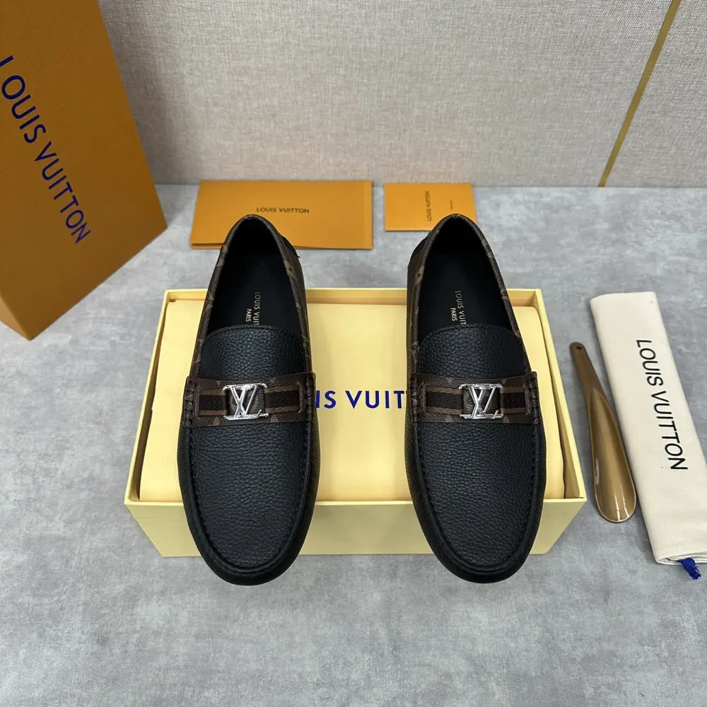 Louis Vuitton classic moccasins slip-on loafers