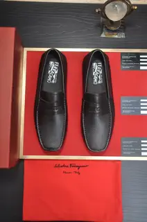 Salvatore Ferragamo formal leather shoes Original imported cowhide fabric + cowhide lining