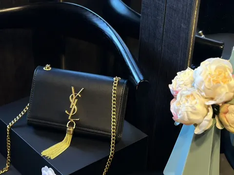 Yves Saint Laurent Crossbody