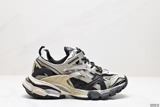 Balenciaga’s new 4th generation men’s and women’s shoes The new version