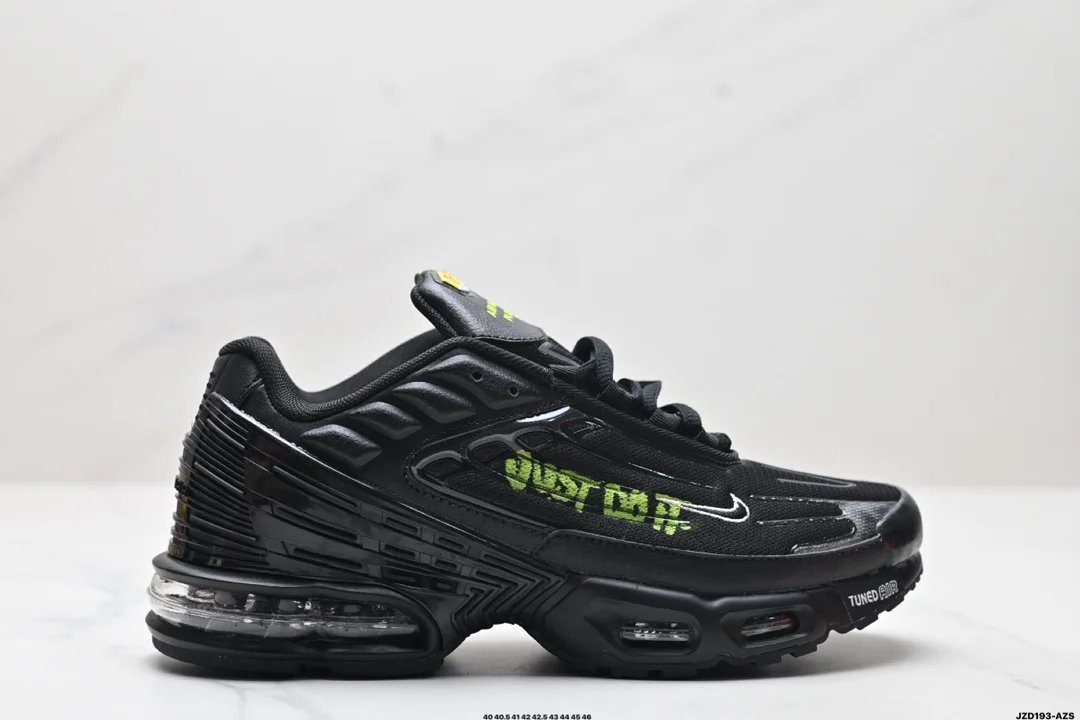 Nike Air Max Plus is the representative of Nike’s alternative shoes. TN It was born in 1996 805050