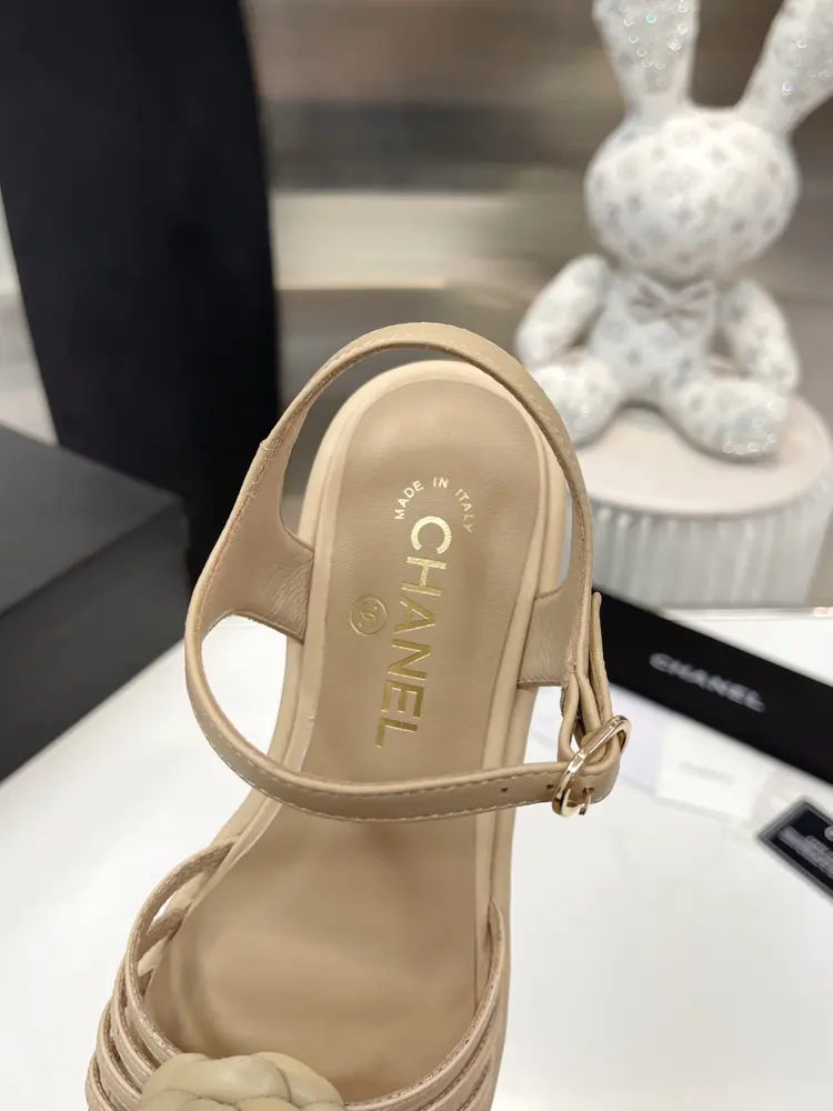 Chanel Spring and Summer New Camellia Sandals