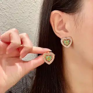 Chanel second-hand earrings