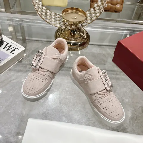 Roger Vivier square buckle white shoes