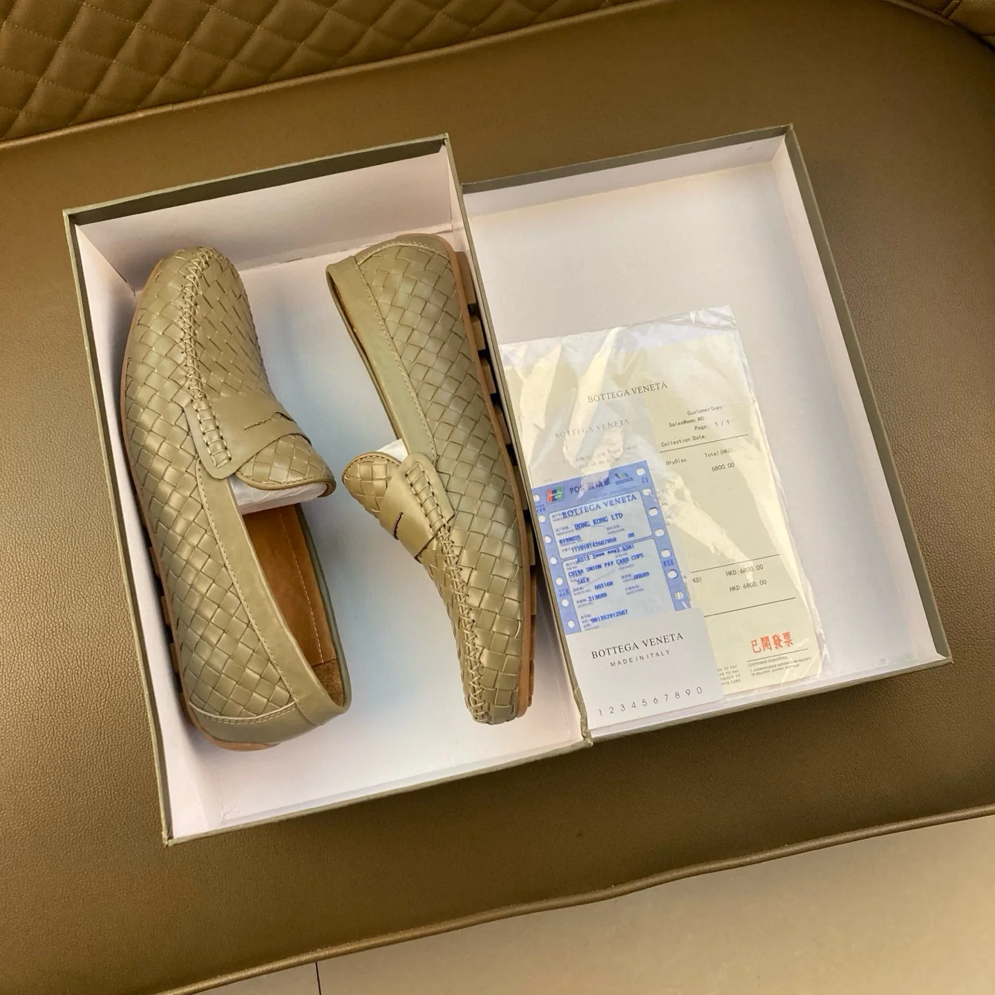 BOTTEGA VENETA loafers. The upper