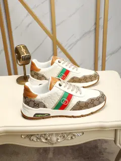 GUCCI casual sports shoes. The upper