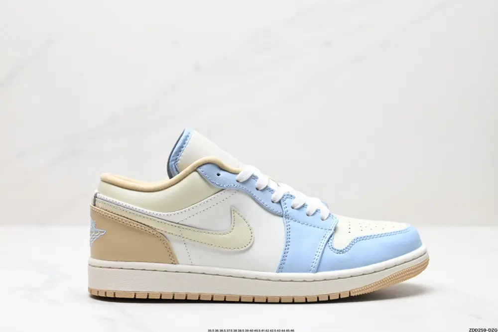 Nike Air Jordan 1 Low Sneakers HQ4186-111