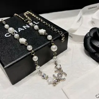 Chanel Five-pointed star pearl double cchoker necklace