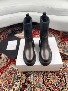 Celine autumn and winter hit Martin boots