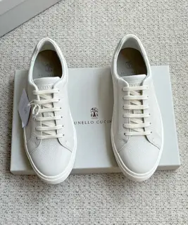 Brunello Cucinelli color-blocked sports flats for men. This pair of flat sports shoes