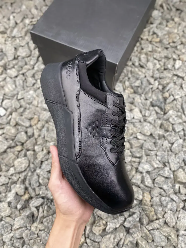 ECCO sports running shoes/casual shoes