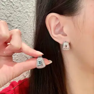 Chanel second-hand earrings