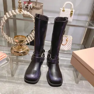 Miumiu autumn and winter new limited edition high boots. Miu series global limited edition