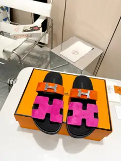 Hermès Top version Second uncle sandals Cute and beautiful shoe shape