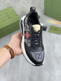 Gucci classic casual fashion men’s shoes Hot item Simple and elegant style