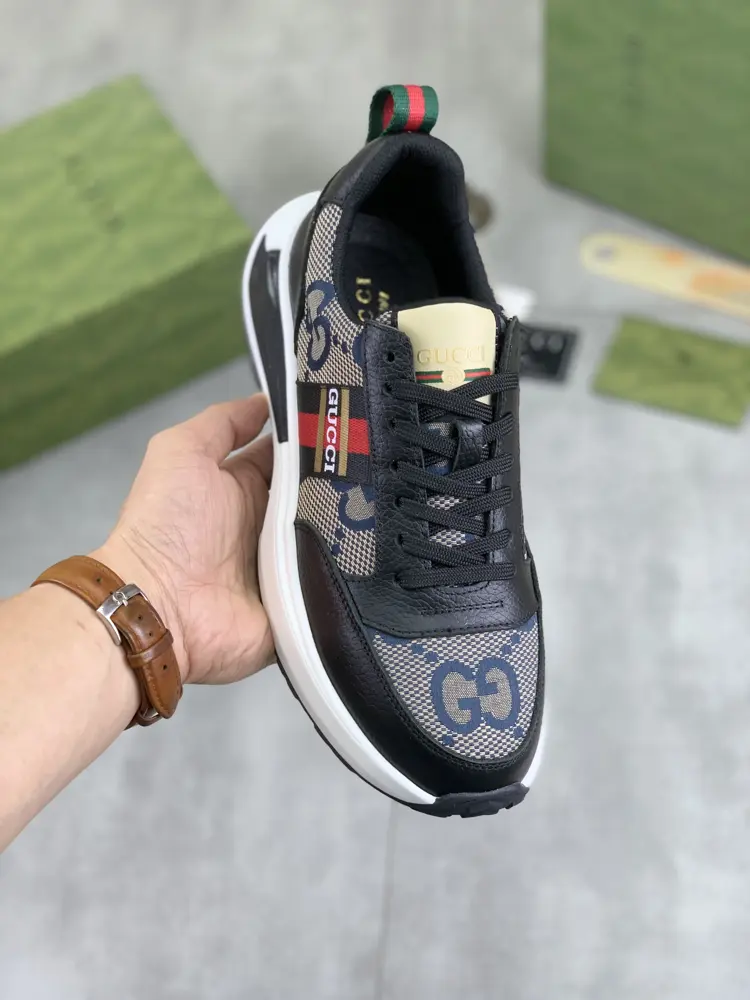Gucci classic casual fashion men’s shoes Hot item Simple and elegant style