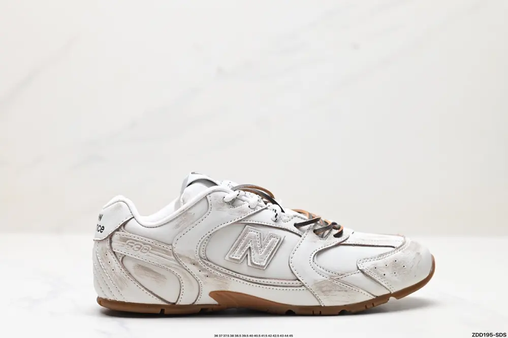 New Balance Maillard color matching creates a new cross-border collaboration SEI6SE