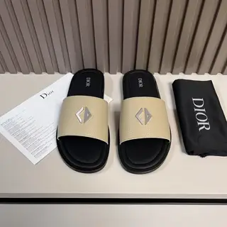 Dior Aqua sandals are elegant yet casual. The cross-strap design is reinterpreted in Dior