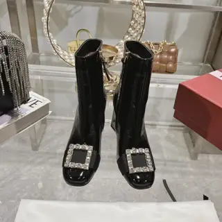 Roger Vivier patent leather high heel thick heel British style short boots RV’s new boots