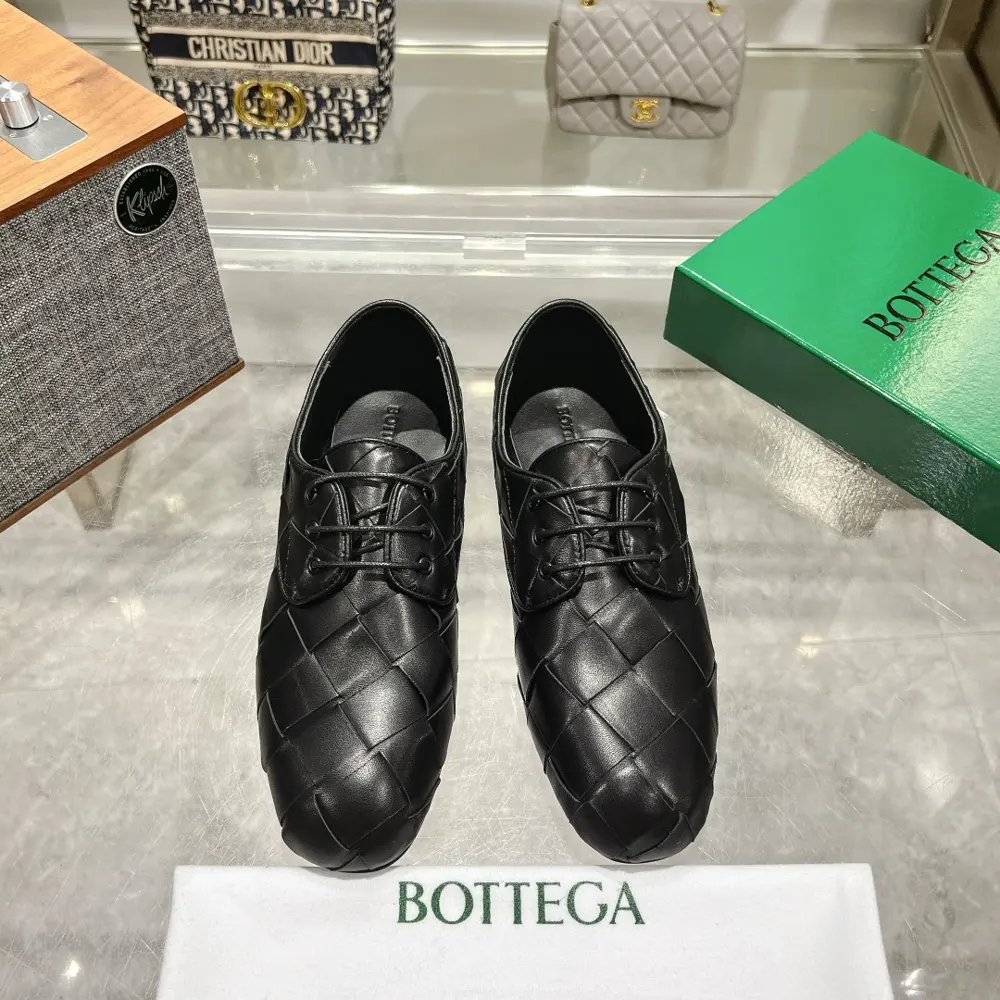 BOTTEGA VENETA 2024 Fall/Winter Specialty Model
