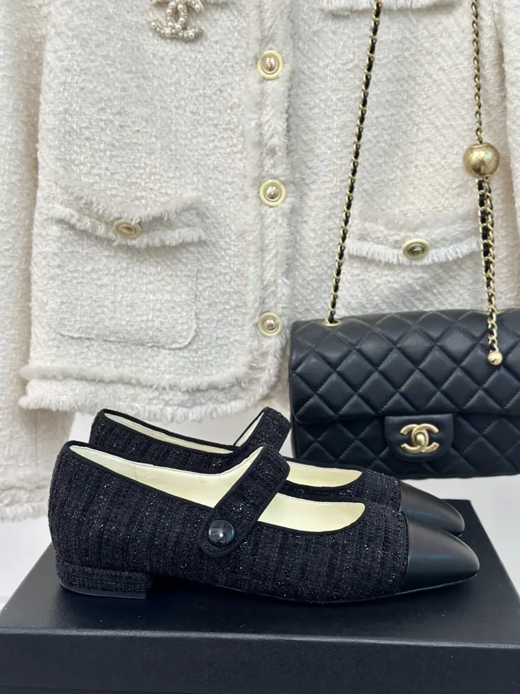 Chanel classic color-blocked Mary Jane shoes