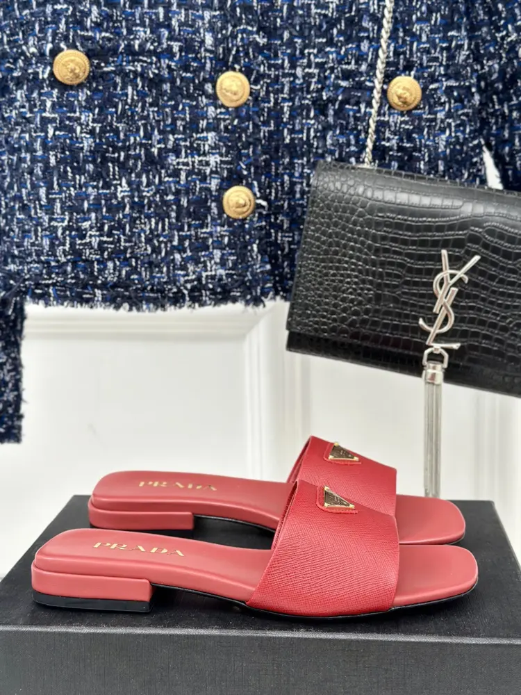 Prada triangle logo slippers series
