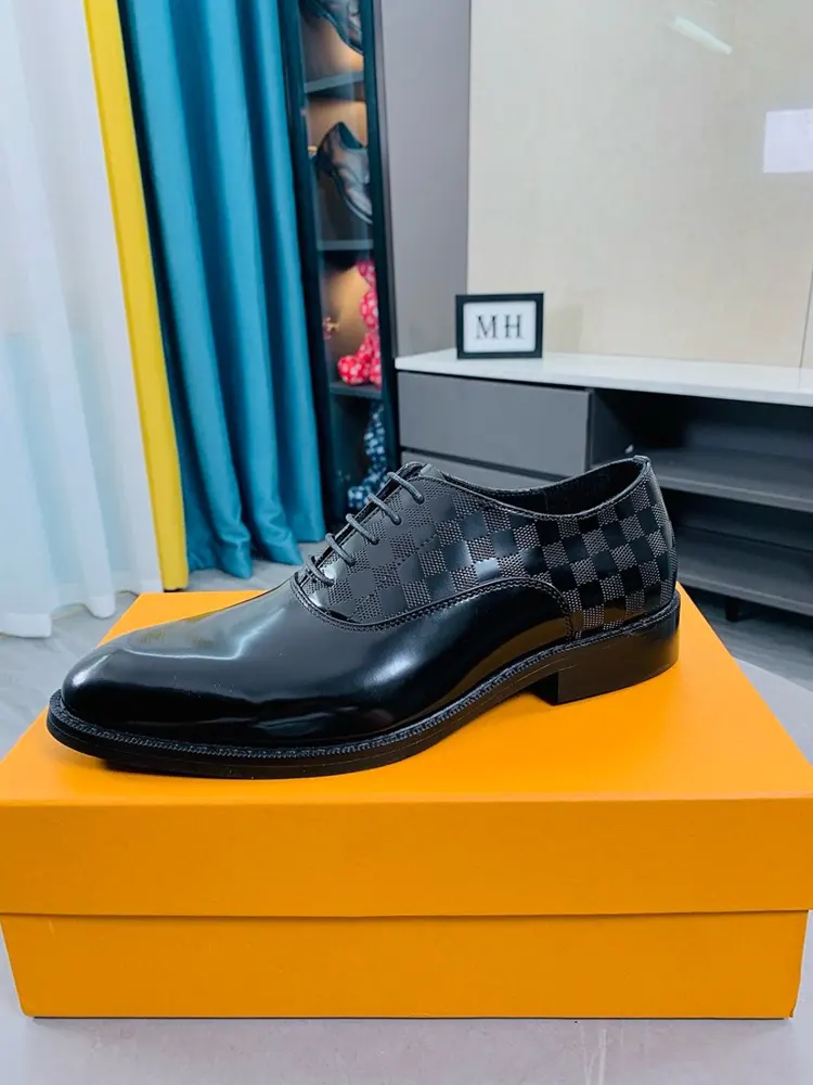 Louis Vuitton new open-edge pigskin shoes