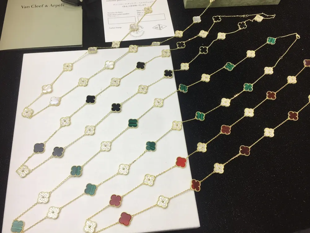 Van Cleef & Arpels sweater chain Black agate/red agate/white mother-of-pearl/malachite with