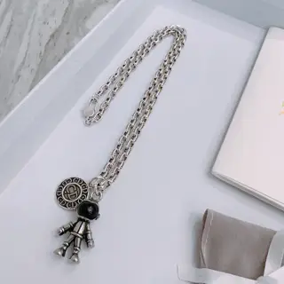 DIOR New Dior necklace Original goods New counter model