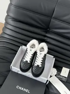 Chanel diamond-patterned baseball shoes and sneakers
