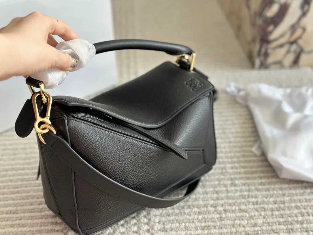Loewe Puzzle