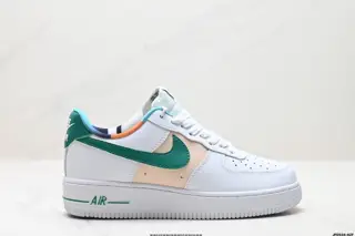 NIKE AIR FORCE 1‘07 Sneakers DV7183-100