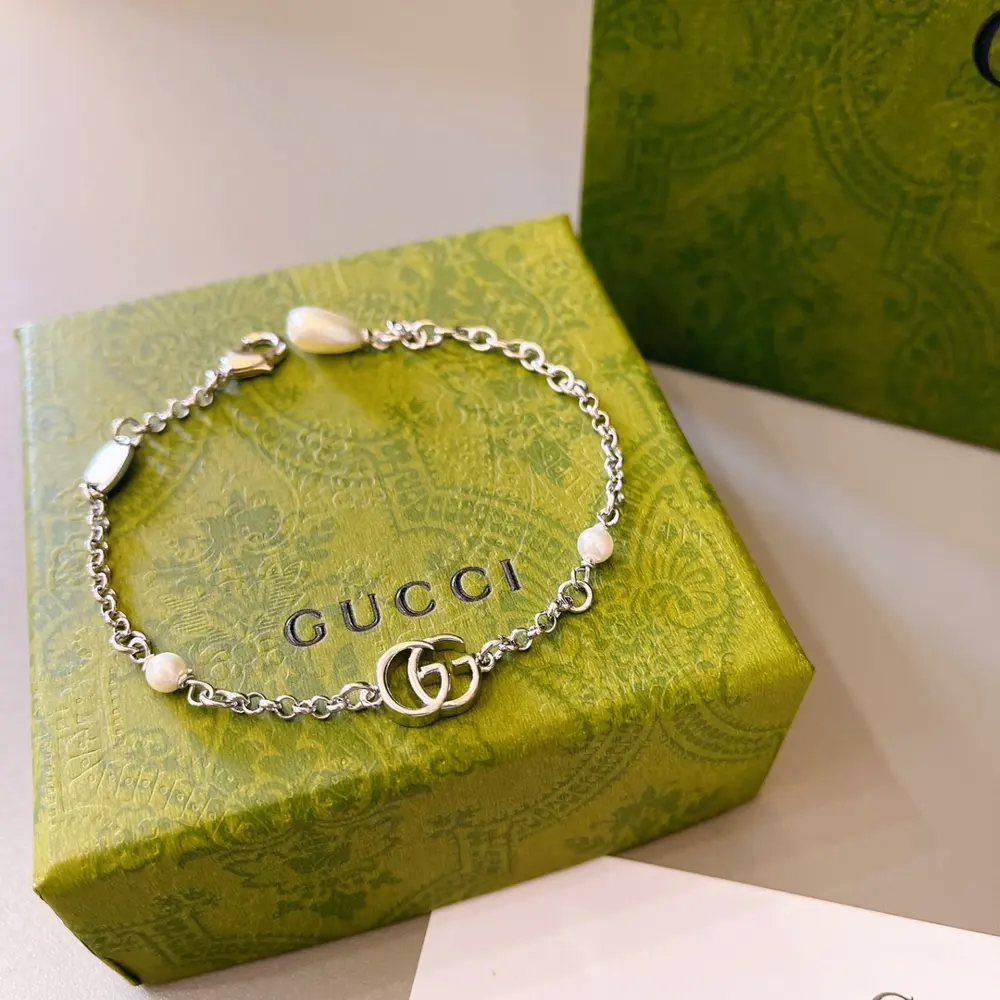 Gucci 18K gold bracelet horsebit open bracelet for women