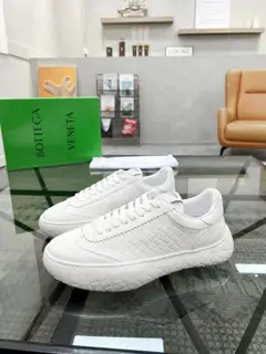 BOTTEGA VENETA popular sports shoes