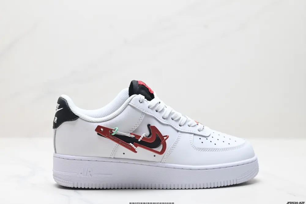NIKE AIR FORCE 1‘07 Sneakers DV7183-100